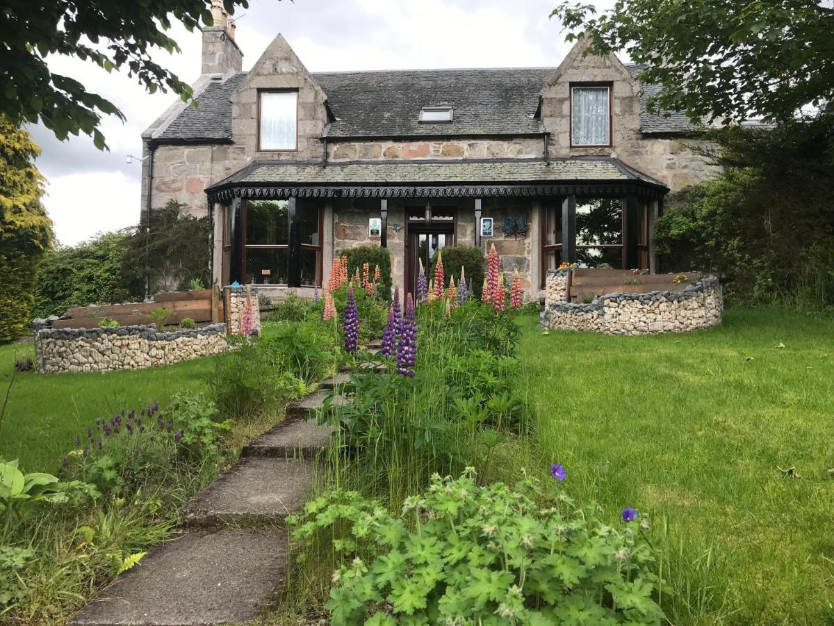 Garden Park Guest House Grantown-on-Spey Экстерьер фото